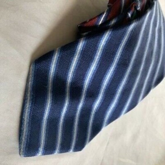 Tommy Hilfiger Mens Tie Blue White Striped Business Work Designer Necktie - Picture 2 of 5